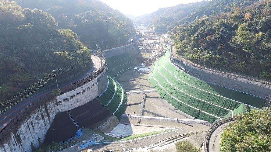神奈川県の土木工事の状況報告や広報にドローン空撮をご利用いただいています